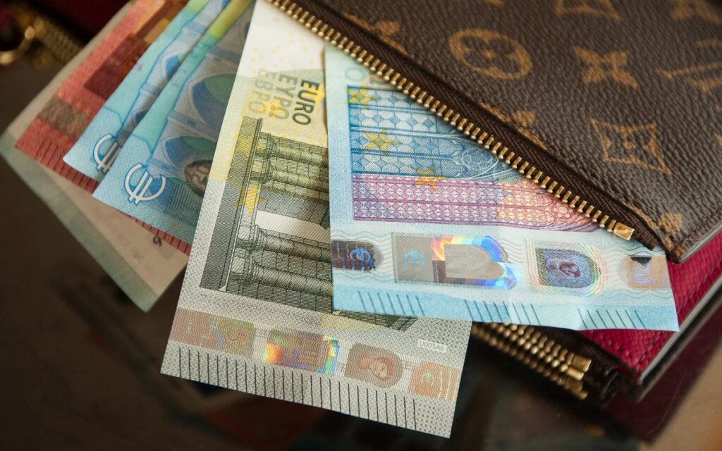 SENDING MONEY TO THE EUROPEAN UNION FINALLY EASIER: Serbia joined the SEPA payment system, here is what that means!