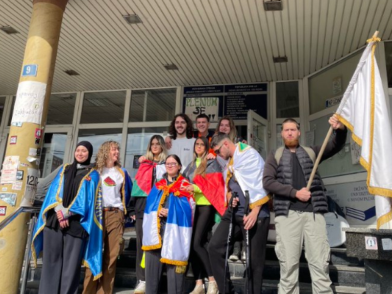 SCHOOLS REFUSE TO PROVIDE ACCOMMODATION: Choirs of Novi Pazar Arrange Overnight Stay for All Protest Attendees!