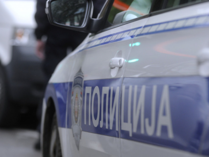 DRAMA ON ZVEZDARA: The shop owner’s son fought to his last breath, threw himself onto the hood of the vehicle trying to stop the thieves!