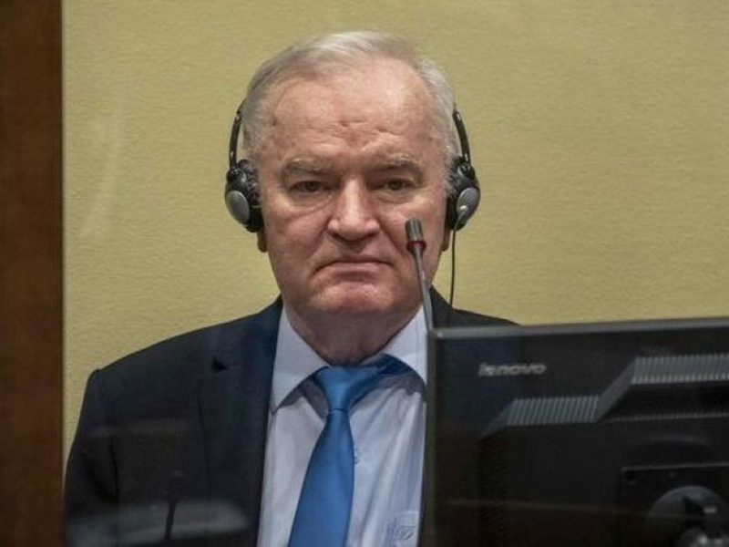 “BARELY HOLDING HIS HEAD UPRIGHT”: Russia launches initiative at UN, requests Ratko Mladić be transferred to Serbia!