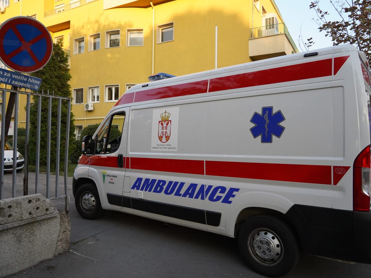 TERRIBLE ACCIDENT NEAR SOPOT: A car and a bus collided, 11 injured transferred to the Emergency Center!