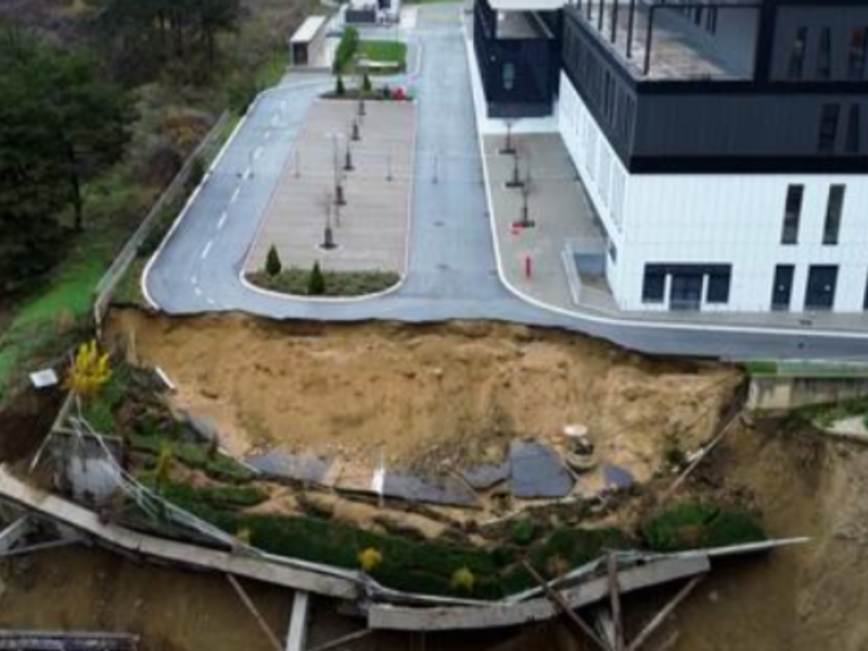 COMPANY THAT BUILT THE COLLAPSED ROAD IN KRAGUJEVAC CLAIMS: The cause of the collapse is the neighboring construction site operating without a permit! (VIDEO)