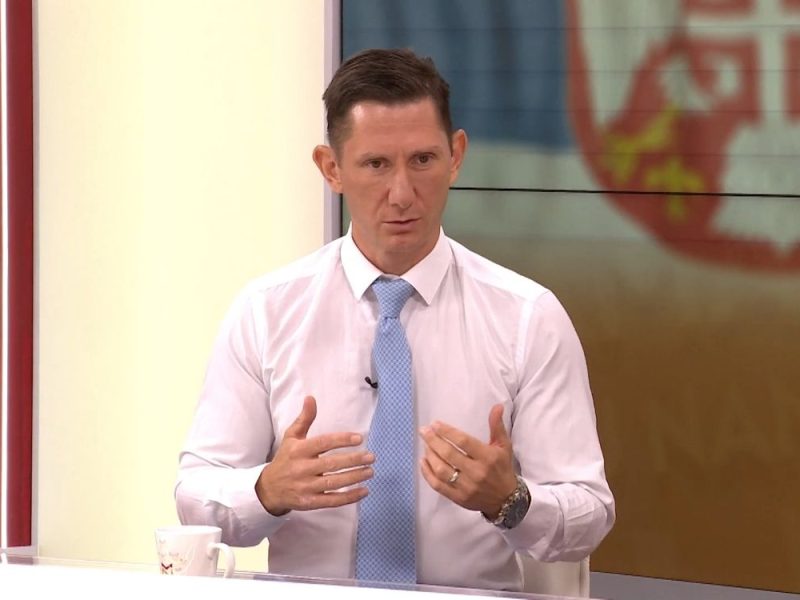 POLICE ESCORTING HIM TO BELGRADE: KTV journalist Aleksandar Dikić arrested in Novi Sad!