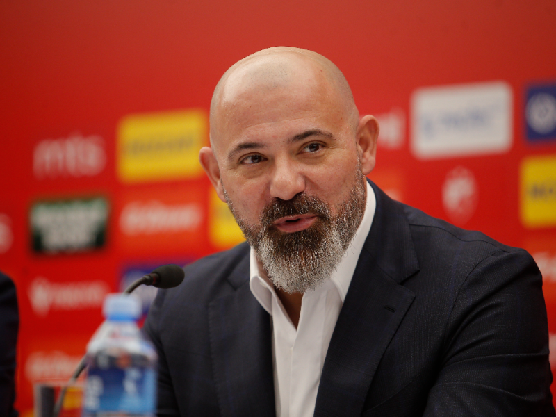 “TO JUSTIFY EVERYTHING MY DAD THOUGHT OF ME”: Stanković took over Zvezda, then recalled the words of Siniša Mihajlović! (VIDEO)