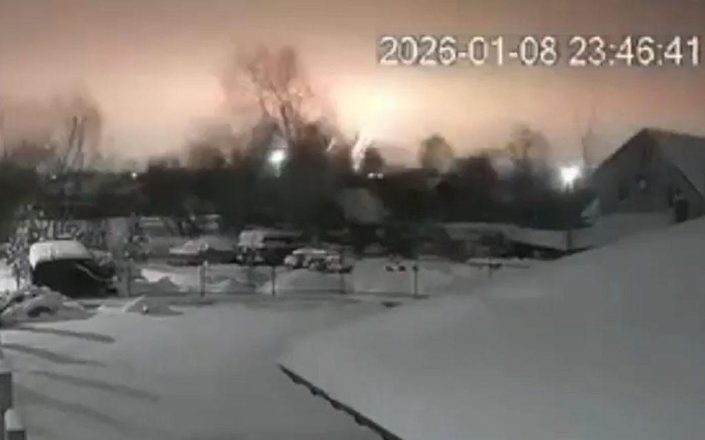 “THIS IS REVENGE, THE TARGETS HAVE BEEN ACHIEVED”: Russia strikes Ukraine with powerful new Oreshnik missile! (VIDEO)