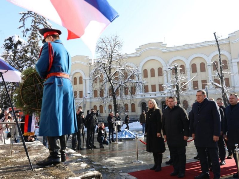 CELEBRATION OF REPUBLIKA SRPSKA DAY: Festive parade in Banja Luka, Patriarch Porfirije conducted the liturgy!