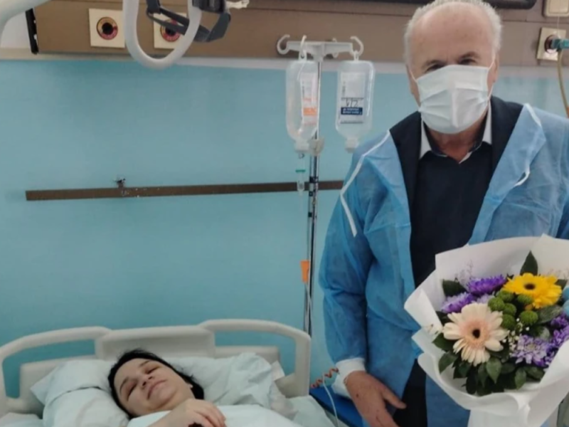 ONE GESTURE, TWENTY YEARS: Zoran Gifts a Gold Coin to the First-Born Baby in Smederevo Every Serbian New Year! (PHOTO)