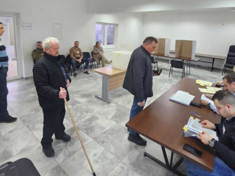 SINIŠA KARAN OR BRANKO BLANUŠA: Elections repeated in 17 cities and municipalities for President of Republika Srpska!