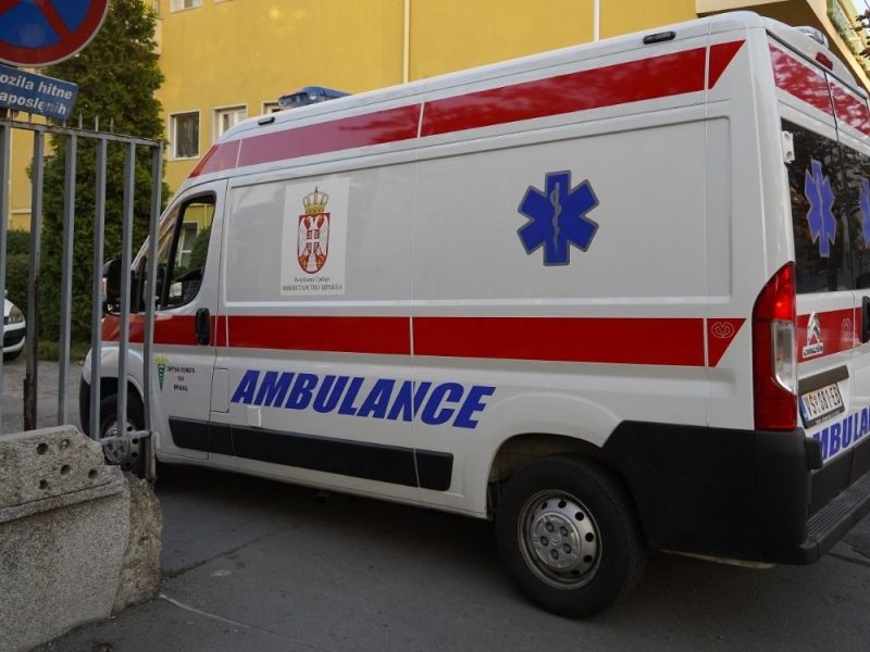 WOMAN AND 9-YEAR-OLD CHILD FIGHT FOR THEIR LIVES: Two People Killed in Horrific Crash on the Ibarska Highway, Firefighters Cut Open the Mangled Vehicle!