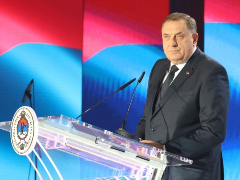 DODIK FOR THE AMERICAN MEDIA: Trump is the hope of humanity, Muslims from BiH are enemies of Israel, they made camps for children! (VIDEO)