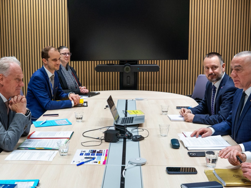 INCREASING PRESSURE ON VUČIĆ: Another High EU Official Demands Withdrawal of Judicial Law Amendments!