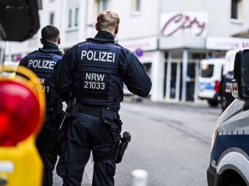 EERIE CRIME IN GERMANY: Drunken German killed a Serb (32) with a crossbow after a quarrel on the estate!