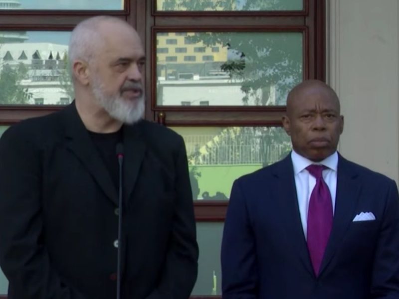 FORMER MAYOR OF NEW YORK BECAME ALBANIAN: Eric Adams received a passport from Edi Rama and became a resident of Tirana! (PHOTO)