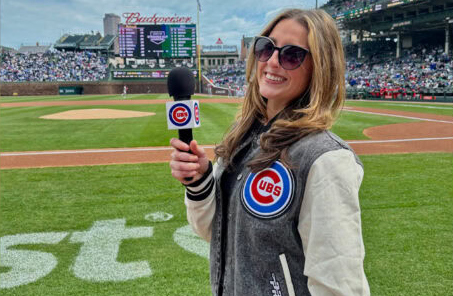 YOUNG SERBIAN WOMAN SANG IN FRONT OF 40,000 PEOPLE IN CHICAGO: Mia opened the new season for the famous club and lifted the whole stadium to its feet! (VIDEO)