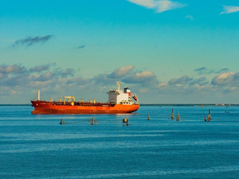 IRAN INTRODUCES A TAX FOR PASSAGE THROUGH THE STRAIT OF HORMUZ: They could earn 364 million dollars during the truce alone!