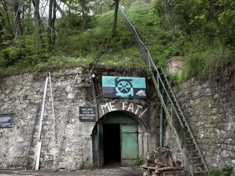 DRAMA IN THE “TREPČA SOUTH” MINE: Due to a power outage 18 miners remain trapped, running out of food and water!