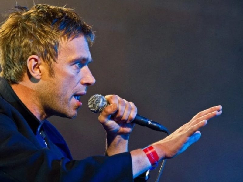 LEGENDARY BRITISH MUSICIAN VISITED BELGRADE: Tattooed words written in Cyrillic on both hands!