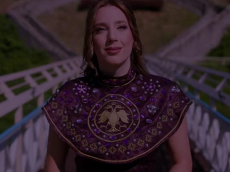 VOICE AND VERSES THAT AWAKEN PRIDE: Danica Crnogorčević released a new song that gladdened Serbs around the world! (VIDEO)