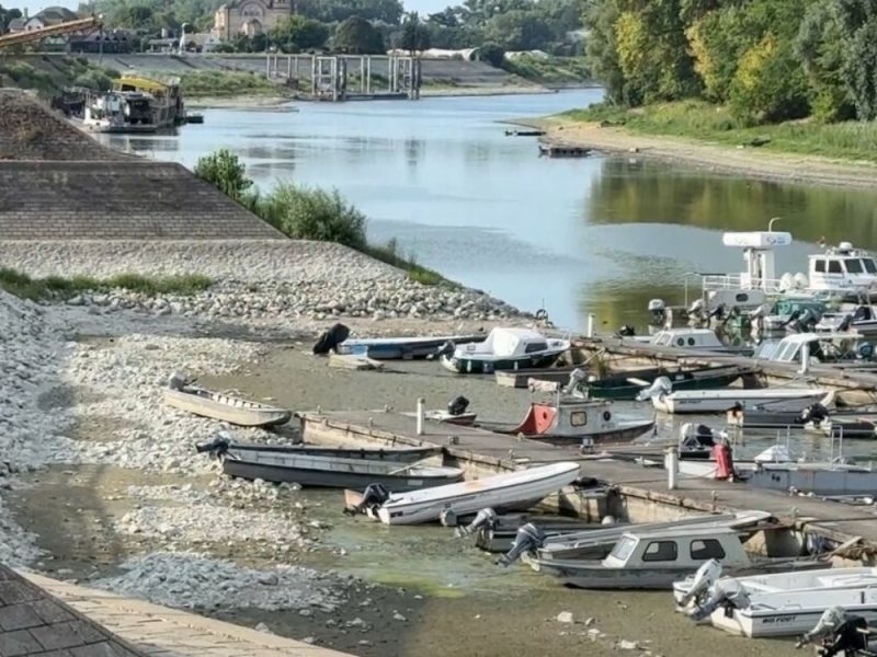 BECAUSE OF THE HISTORICALLY LOW WATER LEVEL OF THE DANUBE: State of emergency declared in Sombor, Kula, and Vrbas!