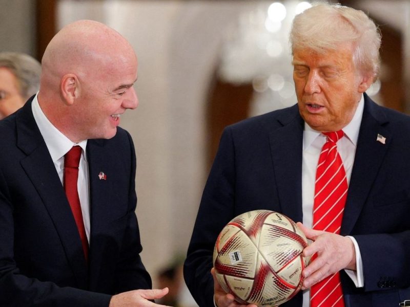 DONALD TRUMP INTERVENED PERSONALLY: FIFA lifted the suspension of the American forward for the match against Belgium, despite a clear red card!