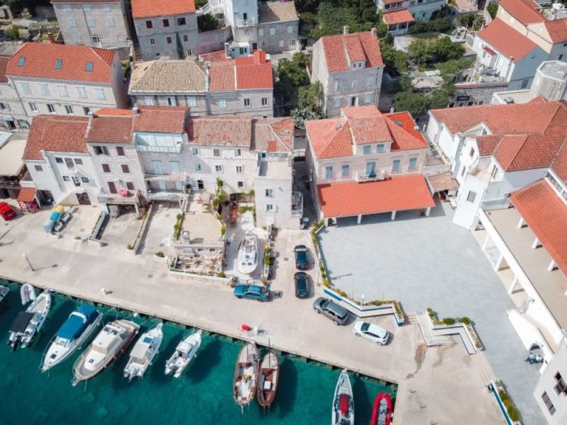 BECAUSE OF HIS INSTAGRAM POSTS: Serbian Man Banned From Entering and Working in Croatia, Authorities Claim He Is a “Security Threat”!