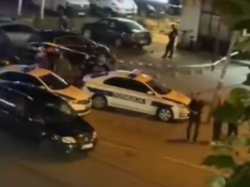 CRIMINAL CONFRONTATION IN FRONT OF A SHOPPING CENTER: Shot leader of the “Šabac group” Milan Ostojić Sandokan! (VIDEO)