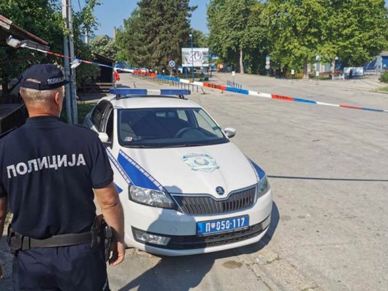 POWERFUL EXPLOSION ROCKS BELGRADE’S ZVEZDARA DISTRICT: Man throws grenade onto balcony, several cars and businesses damaged!