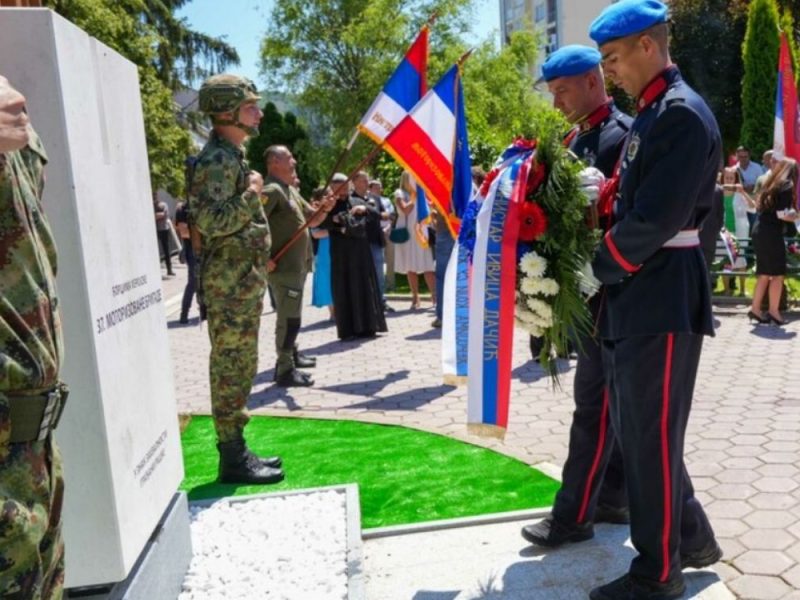 REMEMBERING THE HEROES OF KOSOVO AND METOHIJA: Monument Unveiled in Raška Honoring 60 Fallen and 186 Wounded Members of the 37th Motorized Brigade!