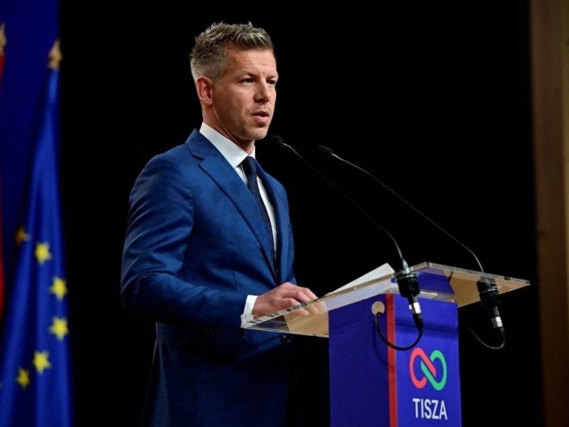 PÉTER MAGYAR ATTACKED: Man tried to hit Hungarian president with a glass of wine, Hungarian leader’s reaction goes viral! (VIDEO)