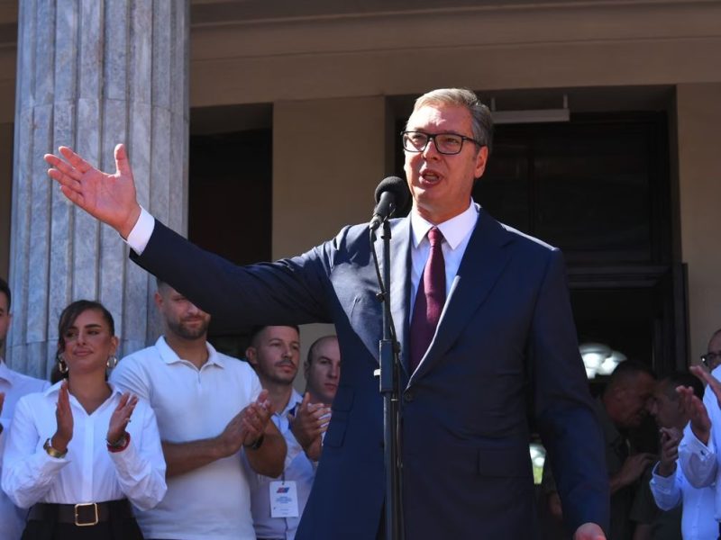 THIS ONLY HAPPENS IN SERBIA: SNS decides that Serbia’s incumbent president will be its candidate for prime minister in the elections, despite not having resigned!