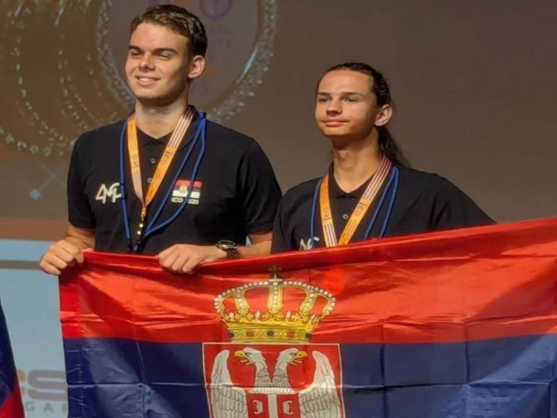 “ANDREJ, YOU ARE NOT ALONE, RAŠKA STANDS WITH YOU”: Students rally behind the Olympic gold medalist whose home was searched over a platform listing SNS bots!