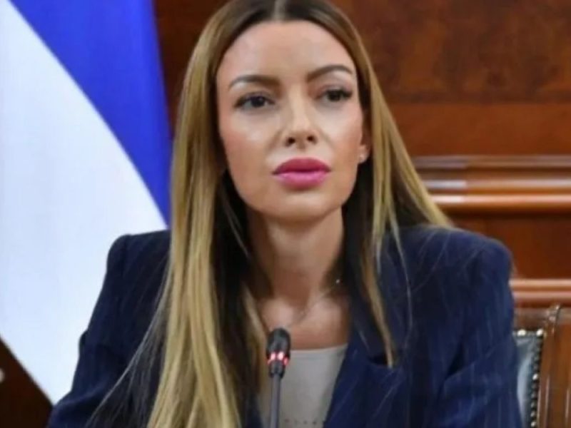 MINISTER FORGOT HER OWN GOVERNMENT’S ACTIONS: Mesarović accuses students during campaign of wanting to separate Vojvodina and “sell out” Kosovo!