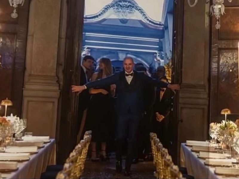 EXCLUSIVE: Vučić’s godfather celebrates his 50th birthday in Venice, paying €2.5 million just to rent the venue, partying with his godfather Lončar as Grašo, Matić and Aco Pejović perform! (PHOTO GALLERY, VIDEO)
