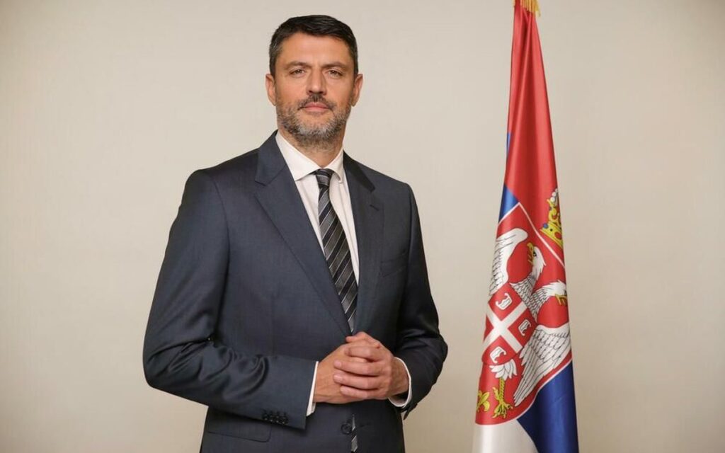 “SUPROTSTAVITI SE TERORIZMU I RADIKALIZACIJI”: Konzul Božović osudio teroristički napad ispred Ambasade Izraela u Beogradu