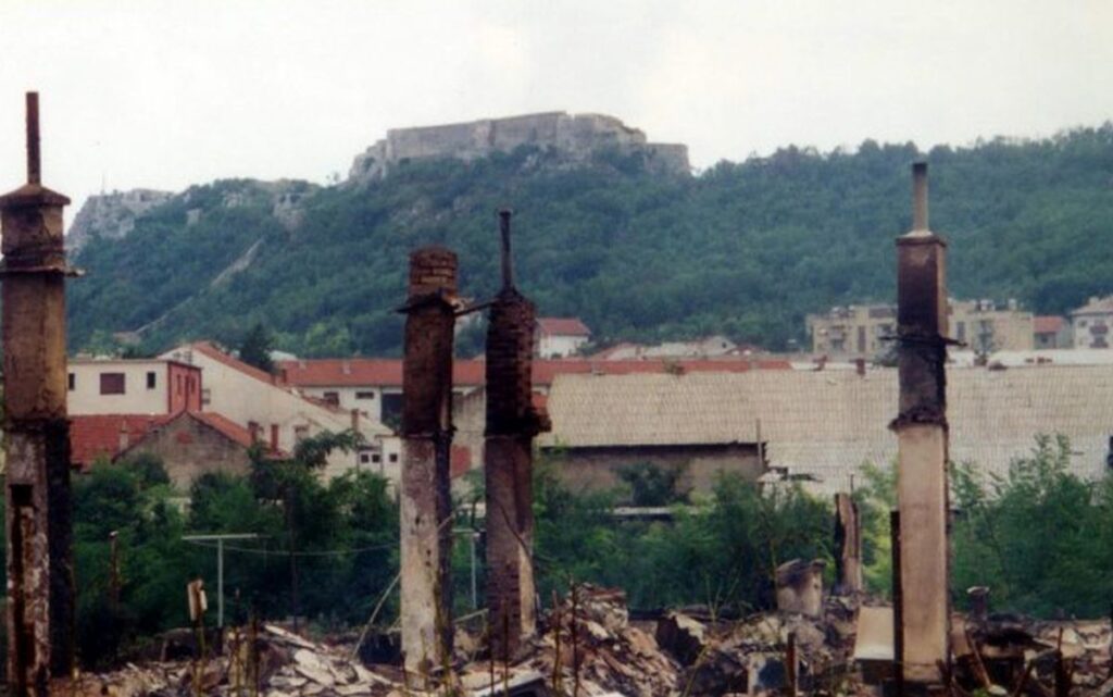 DA SE NE ZABORAVI MASAKR U MAŠIĆKOJ ŠARGOVINI: Kako su „zenge“ bez milosti ubijale Srbe, mučile zarobljene i spalile selo!