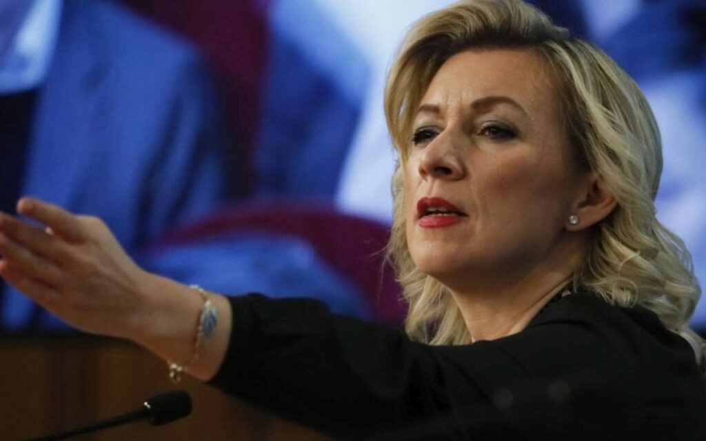 ZAHAROVA BEZ DLAKE NA JEZIKU: EU mora da ima iste aršine kada je reč o Kosovu i Metohiji i Grenlandu!