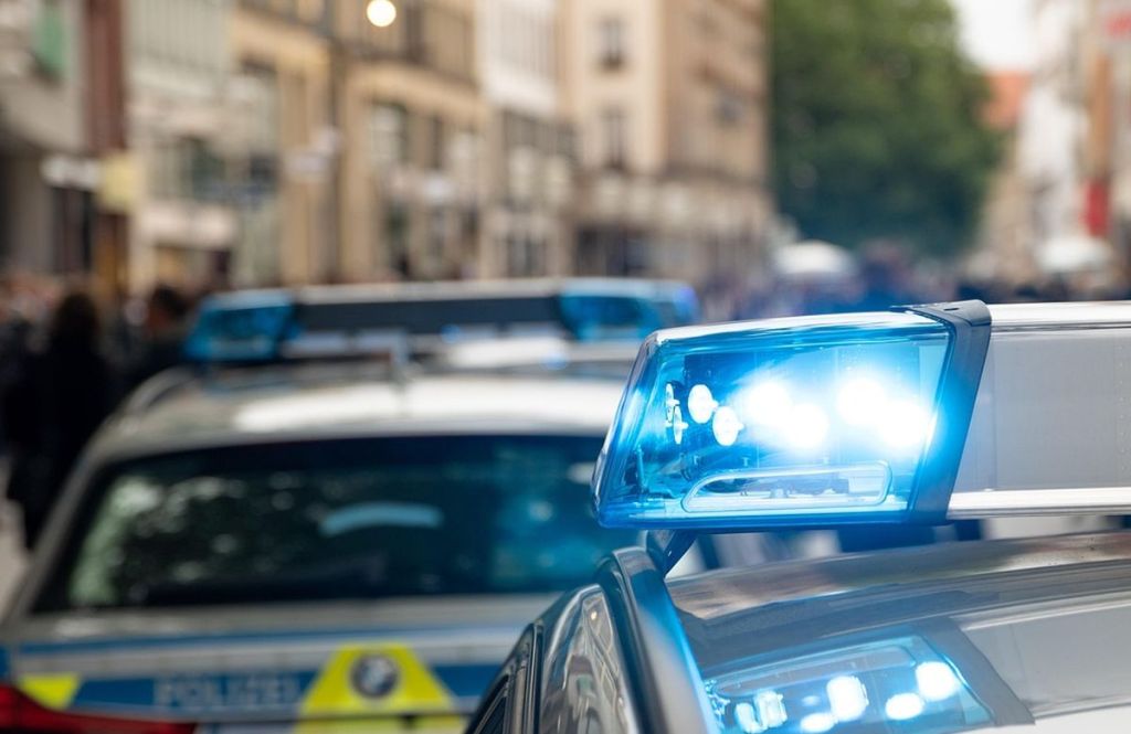 TRAGEDIJA U AUSTRIJI: Mladić (19) sa Kosova i Metohije stradao u teškom sudaru sa srpskim kamiondžijom!