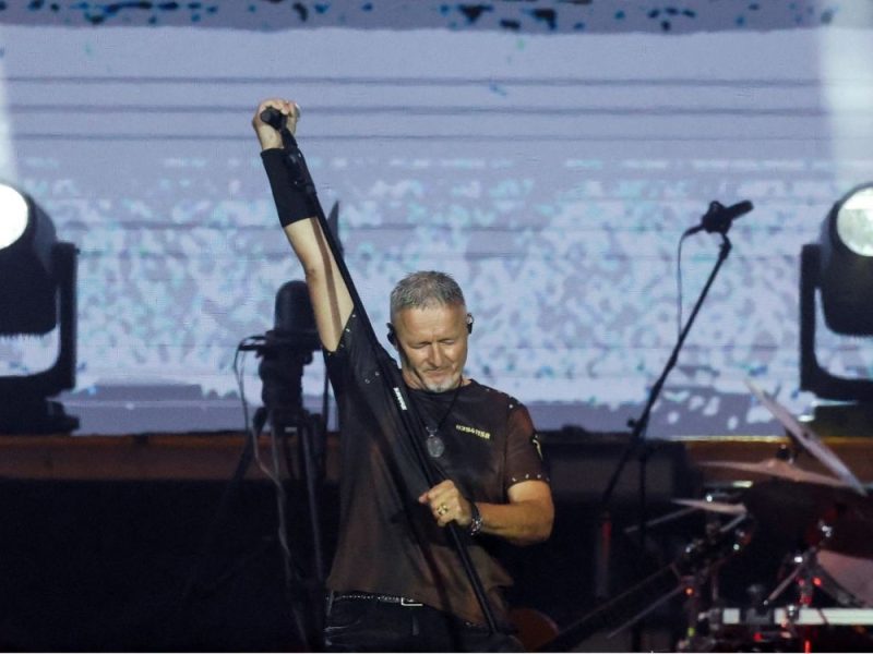 USTAŠKI POKLIČ U SRCU ZAGREBA:  Na Tompsonovom koncertu se orilo „Za dom spremni“!