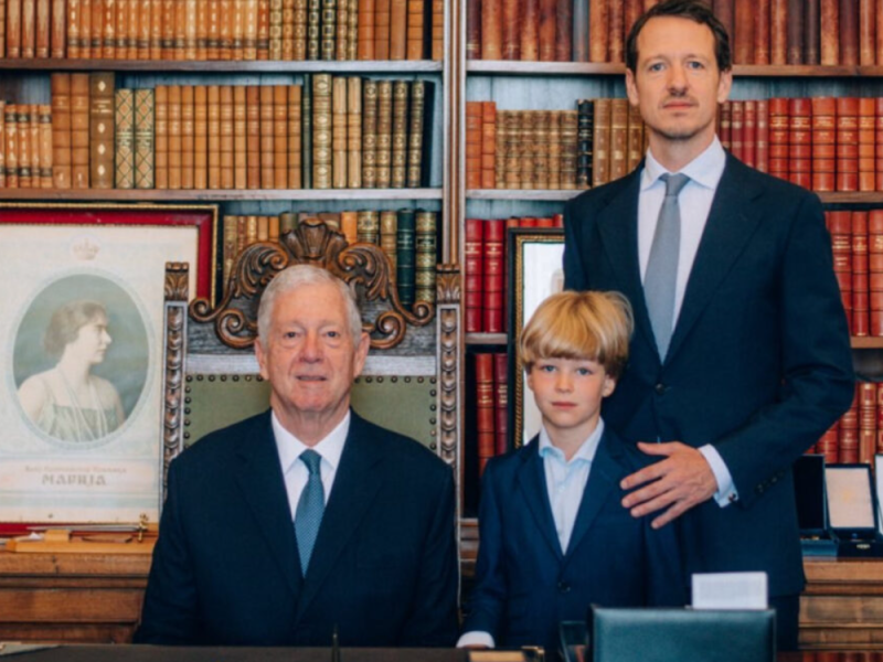 „PODSTANARI U SVOJOJ DEDOVINI“: Brnabić i Nikolić koštaju više od celog Dvorskog kompleksa Karađorđevića!