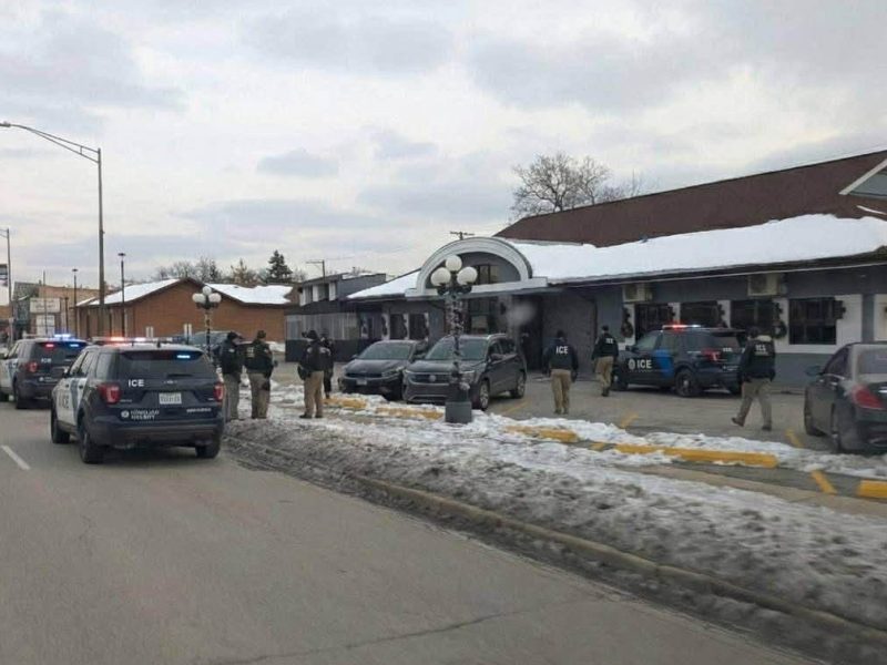 LAŽNA DOJAVA UZNEMIRILA BALKANCE U ČIKAGU: Nije bilo ICE racije u restoranu „Skadarliya“, montirana AI fotka izazvala uzbunu! (FOTO)