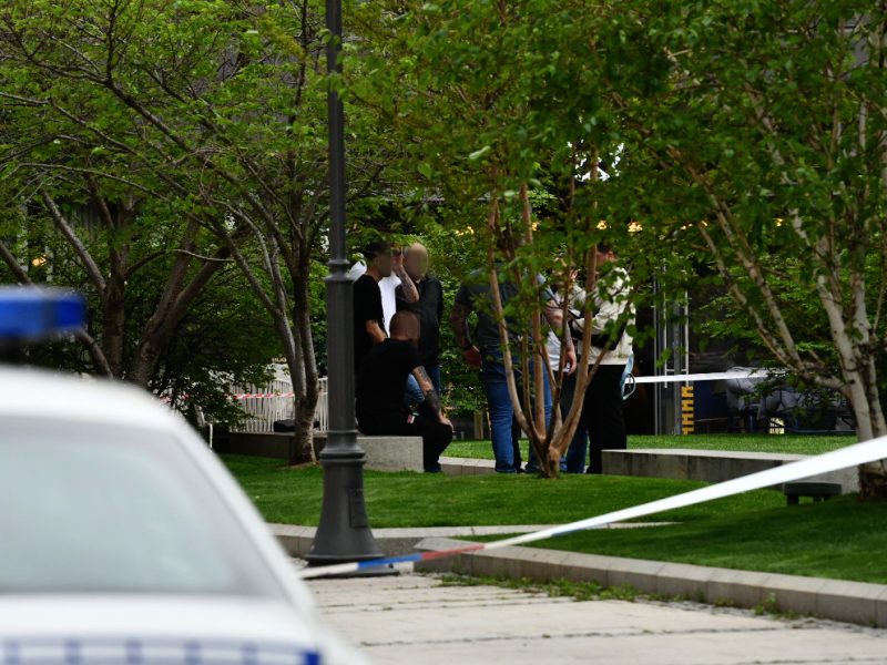 DEMOLIRAN KAFIĆ NA MILJAKOVCU: Novi navijački obračun u Beogradu!