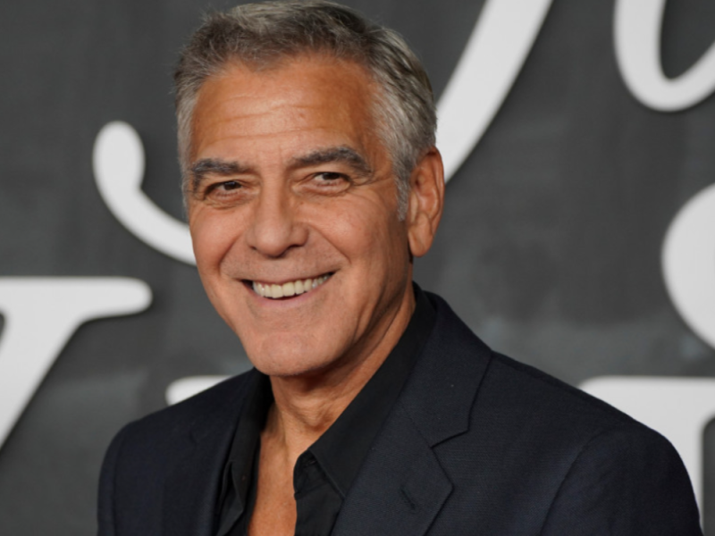 BEG OD HOLIVUDA I PAPARACA: Džordž Kluni sa porodicom dobio francusko državljanstvo!