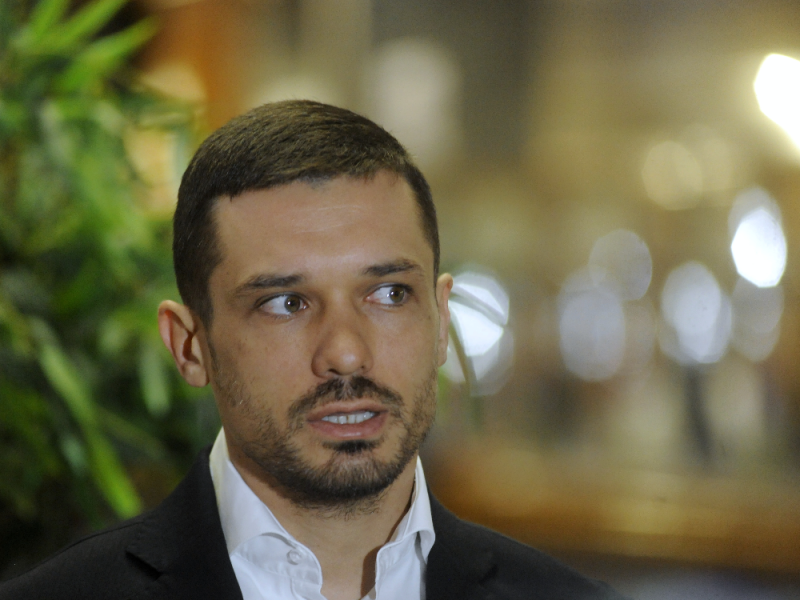 ZAPALJEN AUTOMOBIL DIREKTORA PIO FONDA: Požar je policiji prijavila njegova supruga!