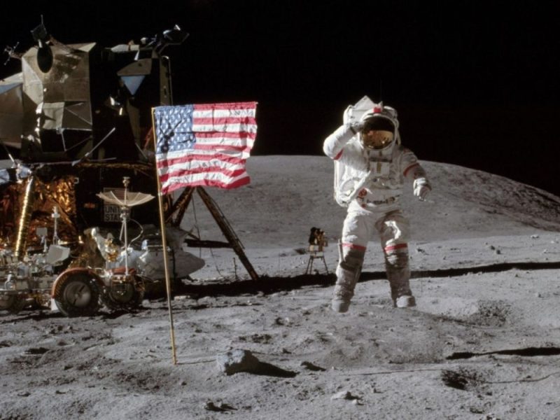 AMERIČKI ASTRONAUTI SE VRAĆAJU NA MESEC: NADA objavila kada lansira misiju Artemis II!