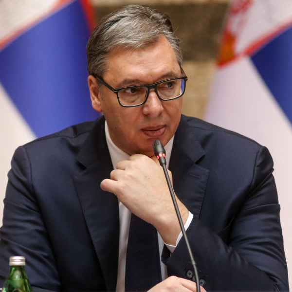 SVETSKI MEDIJI O VUČIĆEVOJ OSTAVCI:“Populistički lider pokušava da nastavi vladavinu na sve načine“