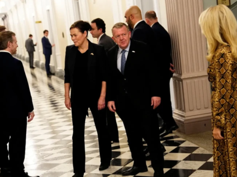 „SLAŽEMO SE DA SE NE SLAŽEMO“: Danska i SAD završile kratak sastanak o Grenlandu, formirana radna grupa!