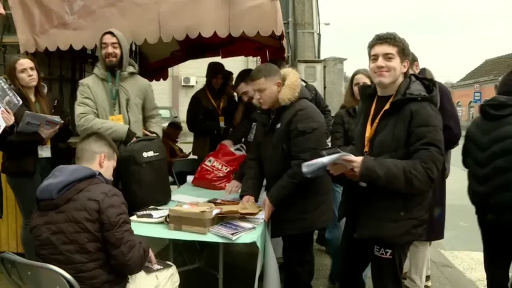 „LJUDI VIDE DA NISMO USTAŠE“: Studenti obišli selo Darosava kod Aranđelovca i poslali moćnu poruku koju svi treba da čuju!
