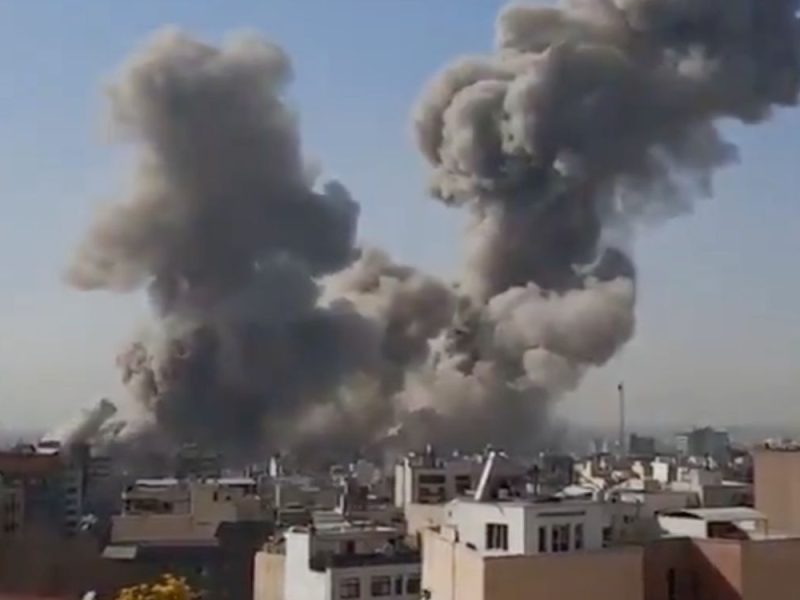 TRESE SE TEHERAN: Amerika uz pomoć Izraela započela bombardovanje Irana, Tramp se oglasio!