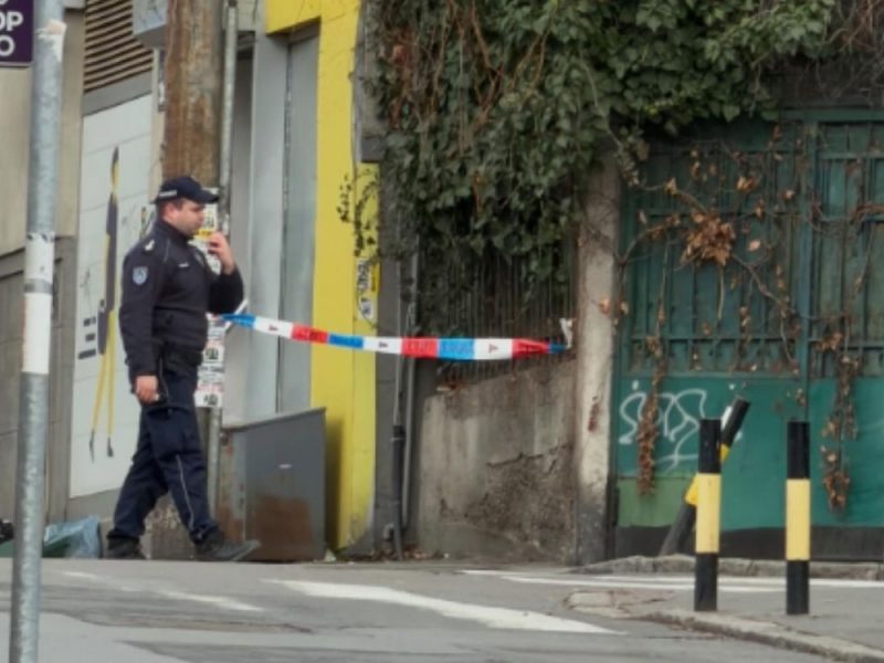POLICIJA ZATVORILA DEO VRAČARA: Pronađena bomba ispred ugostiteljskog objekta u centru Beograda!