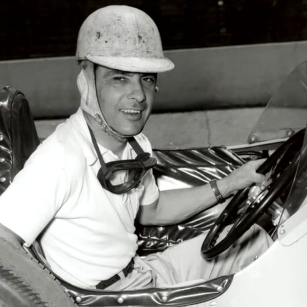 „BIO JE NAJVEĆI IKAD“: Zvali su ga „Tihi Srbin“, vladao je američkim trkačkim stazama, a tragična smrt odvela ga je u večnost! (VIDEO)